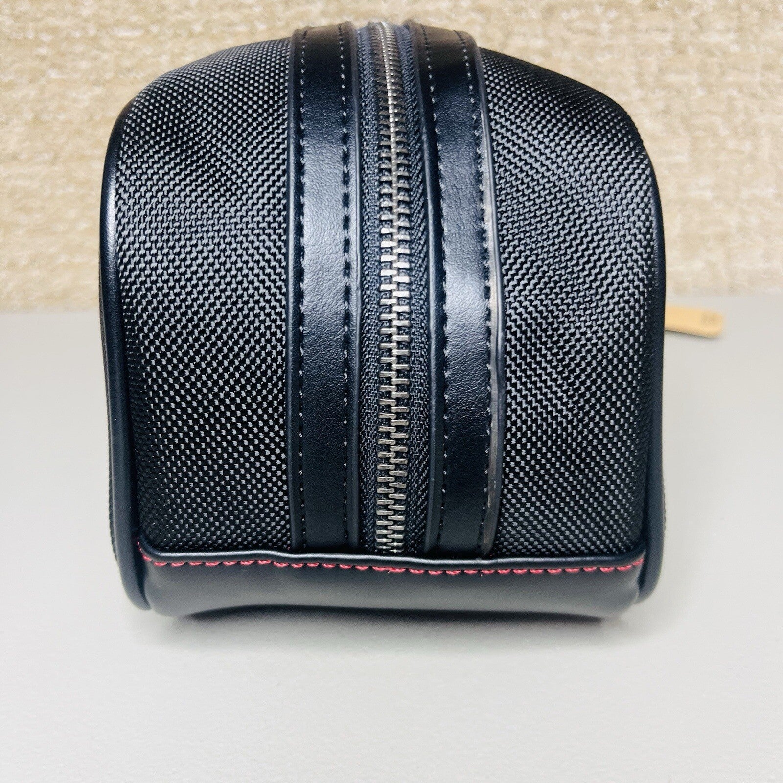 Robert Graham Mens Toiletry Bag Hydrus Max Travel Tote NEW $98 MSRP