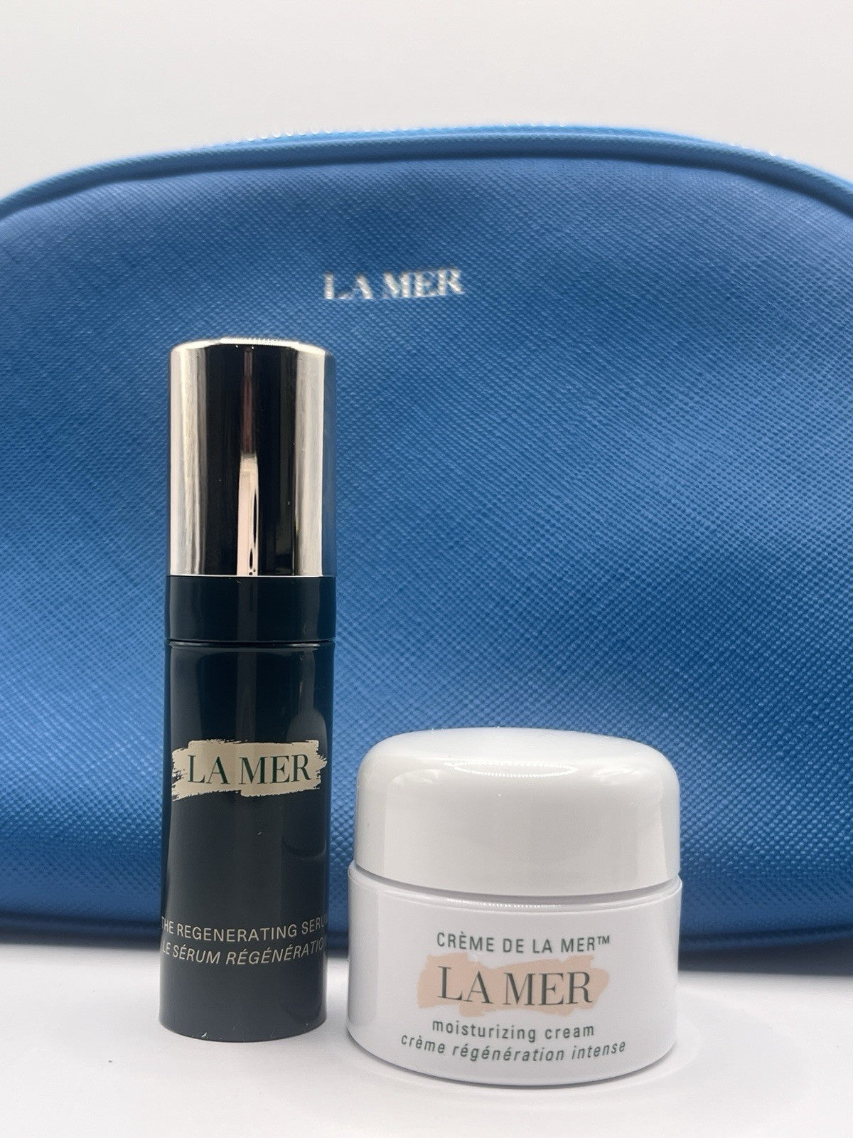 La Mer Travel Set Hydrating Luminous Renewal 4 Piece + Cosmetic Bag