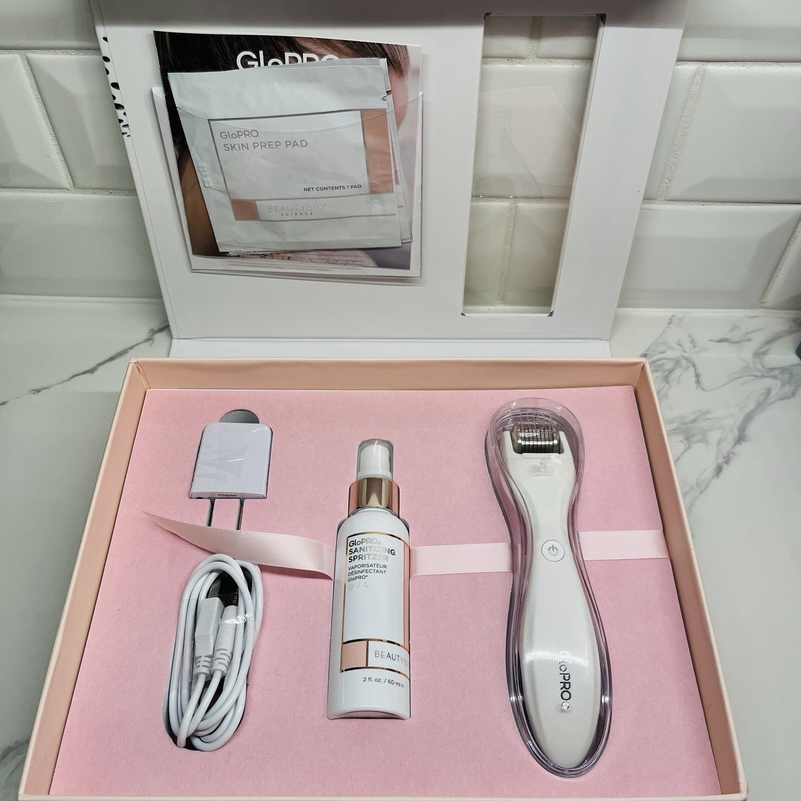 BeautyBio GloPRO Microneedling Device Regeneration Set Anti Aging
