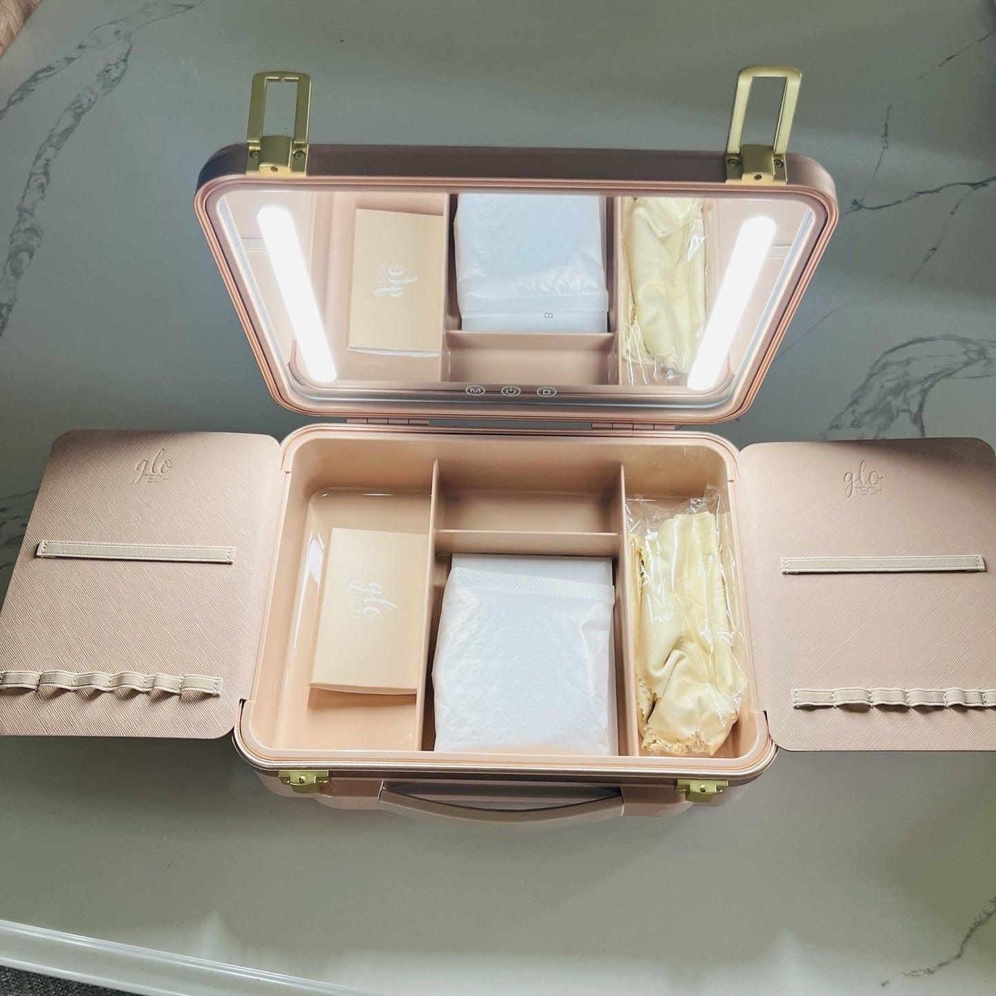 Glo Tech Beauty Travel Case LED Mirror Max Organization