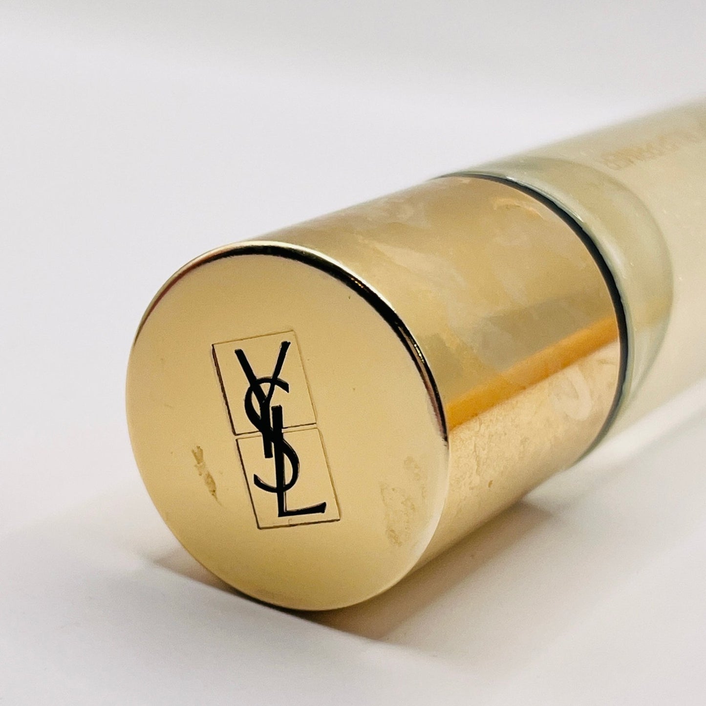 YSL Touche Eclat Blur Primer Gel